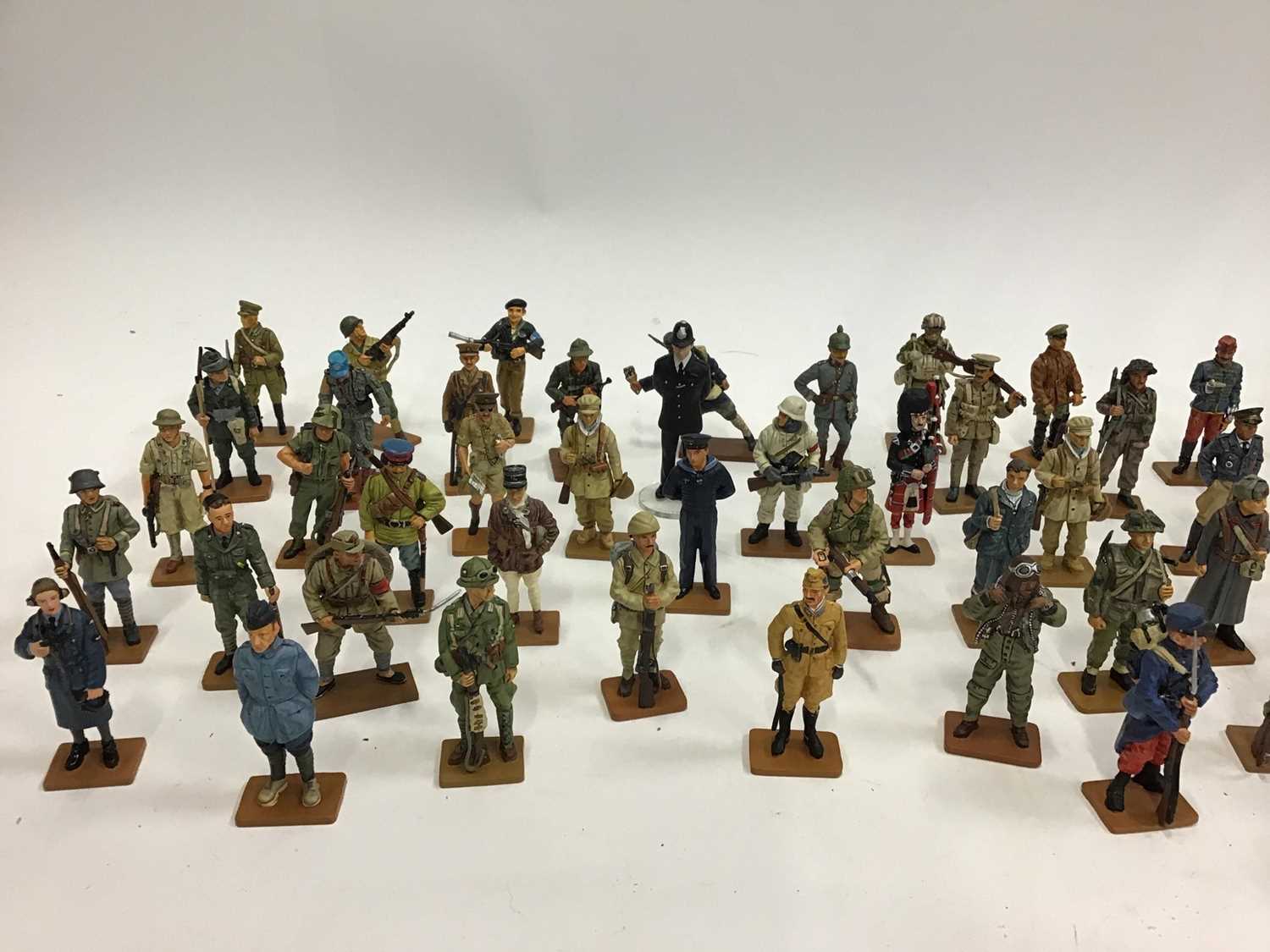 Lot 1527 - Selection of Del Prado Military figures.