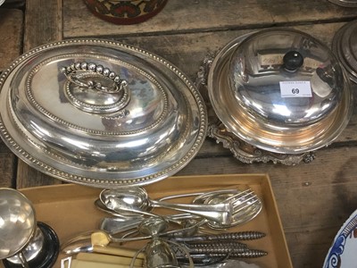 Lot 370 - Silver plated muffin dish, plated entree dish, and other silver plated ware to include cutlery