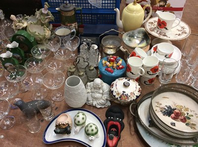 Lot 449 - Group decorative ceramics including busts, ornaments, Wedgwood Susie Cooper Design Corn poppy coffee cups and saucers and various glass ware