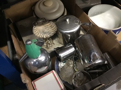 Lot 116 - Mixed lot of items to include soda syphon, Wedgwood bowl, boxed leather wallets and other items