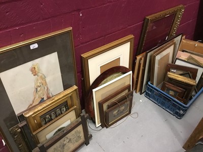 Lot 271 - Large quality of assorted 19th century and later pictures and various frames