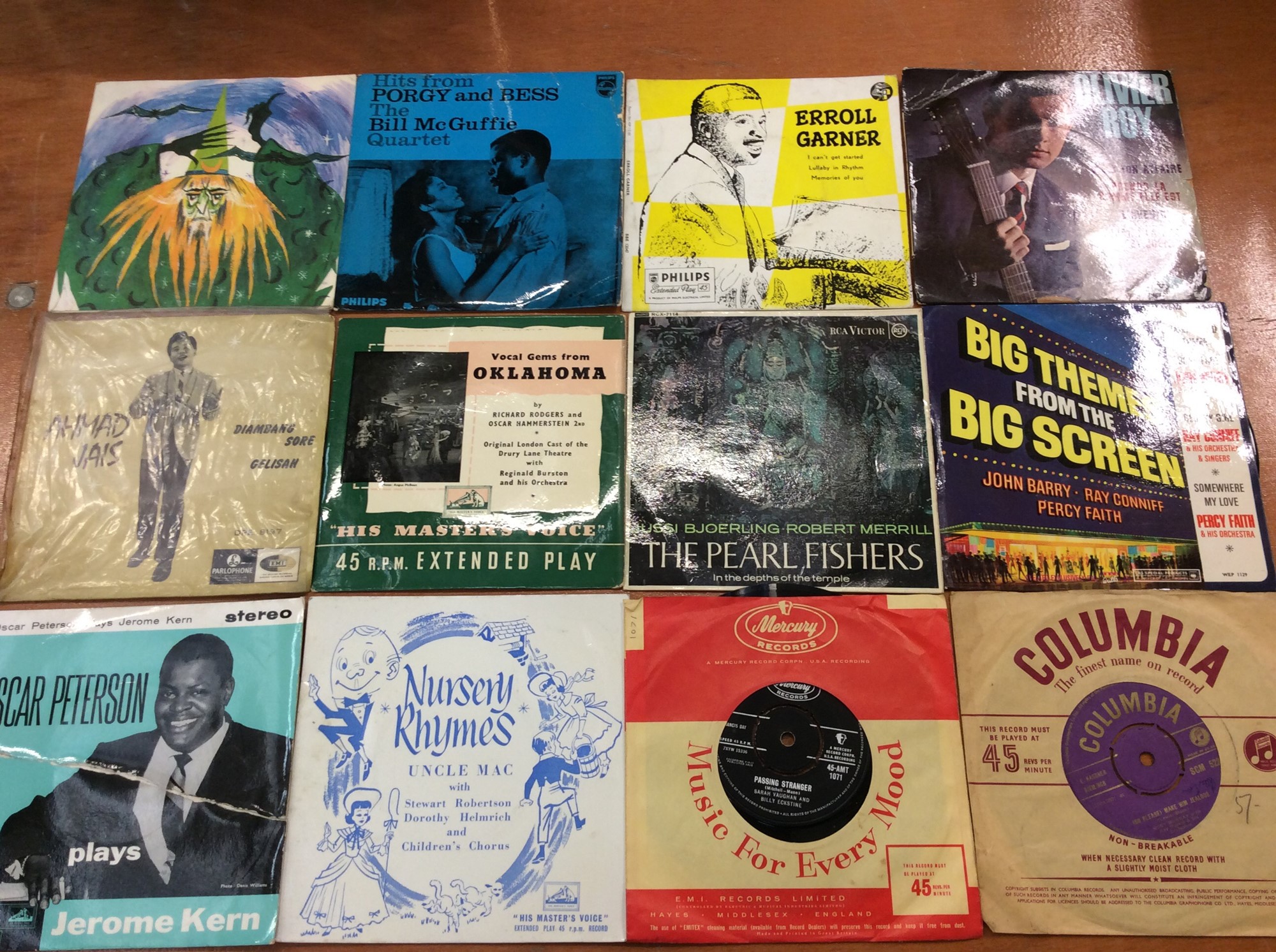 Lot 708 - Collection of single records and EPs from