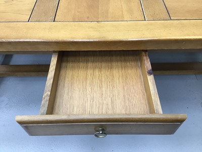 Lot 64 - Large oak extending kitchen table with two extra leaves on square taper legs