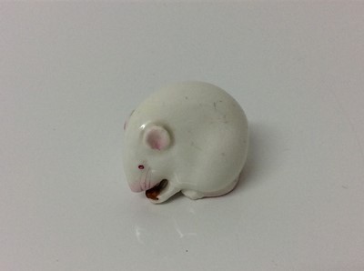 Lot 675 - Royal Worcester mouse