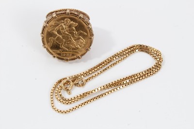 Lot 37 - Elizabeth II gold sovereign,1967 in 9ct gold ring mount together with a 9ct gold chain