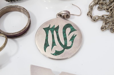 Lot 41 - Group silver and white metal jewellery