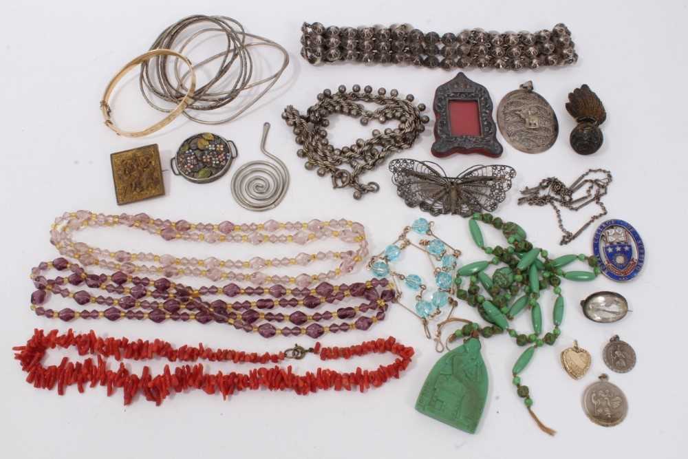 Lot 80 - Group silver and white metal jewellery, old coral necklace and other vintage beads