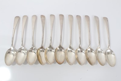 Lot 136 - Set eleven silver teaspoons