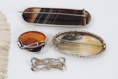 Lot 143 - Group silver jewellery