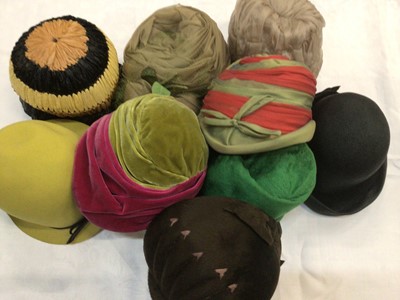 Lot 1814 - Ladies vintage hats 1940’s -1960’s period.