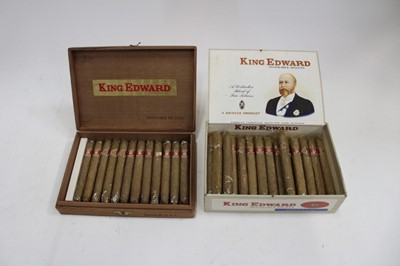 Lot 2021 - Two boxes of vintage cigars