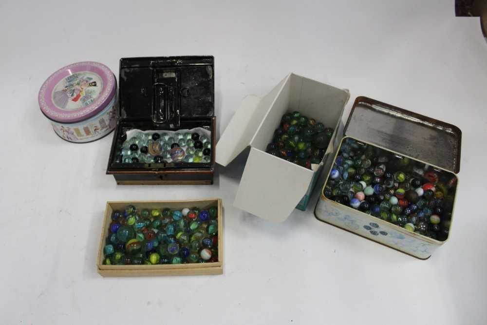 Lot 2019 - Collection of old glass marbles