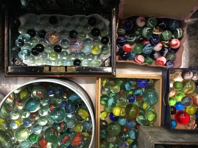 Lot 2019 - Collection of old glass marbles