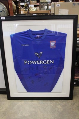 Lot 2052 - Ipswich Town Signed Football shirt circa 2004 - 2005