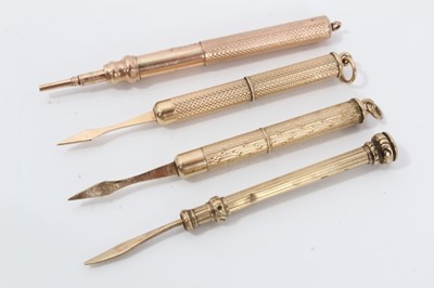 Lot 166 - Gold propelling tooth picks and pencil