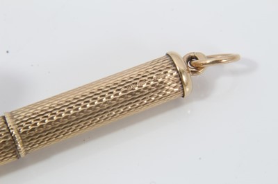 Lot 166 - Gold propelling tooth picks and pencil