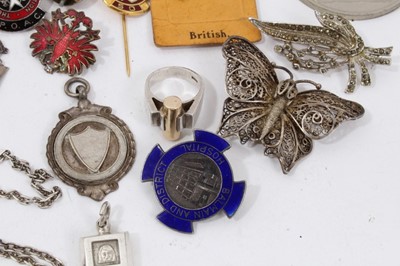 Lot 175 - Costume jewellery, silver, collection coins, agate trinket box and bijouterie