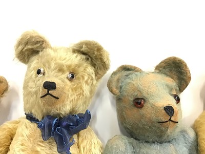 Lot 1533 - Teddy Bears including two blue , two blond mohair and shaved snouts and mid century bear.