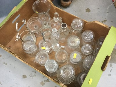 Lot 93 - Two boxes of assorted glassware to include rinsers and vases (2 boxes)