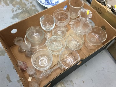 Lot 93 - Two boxes of assorted glassware to include rinsers and vases (2 boxes)