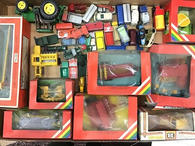 Lot 1580 - Die cast selection of boxed Britain's Vehicles plus unboxed Matchbox, Corgi and Dinky models.  Britain's Deetail model soldiers and unboxed die cast aeroplanes.