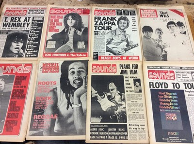 Lot 973 - Collection of 1960s and 1970s music related newspapers and magazines