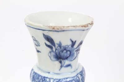 Lot 46 - Antique 18th century Chinese blue and white porcelain guglet vase, of hexagonal form, decorated with landscape scenes, 25.5cm height