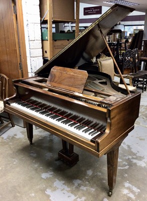 Lot 823 - Early 20th century mahogany baby grand piano