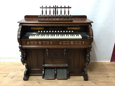 Lot 172 - Victorian mahogany cased chapel organ by Mason & Hamlin