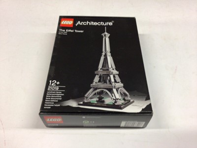 Lot 25 - Lego Architecture 21011 Brandenburg Gate, 21036 Arc de Triomphe, 21024 Louvre, 21019 The Eiffel Tower, 21026 Berlin, with instructions, Boxed