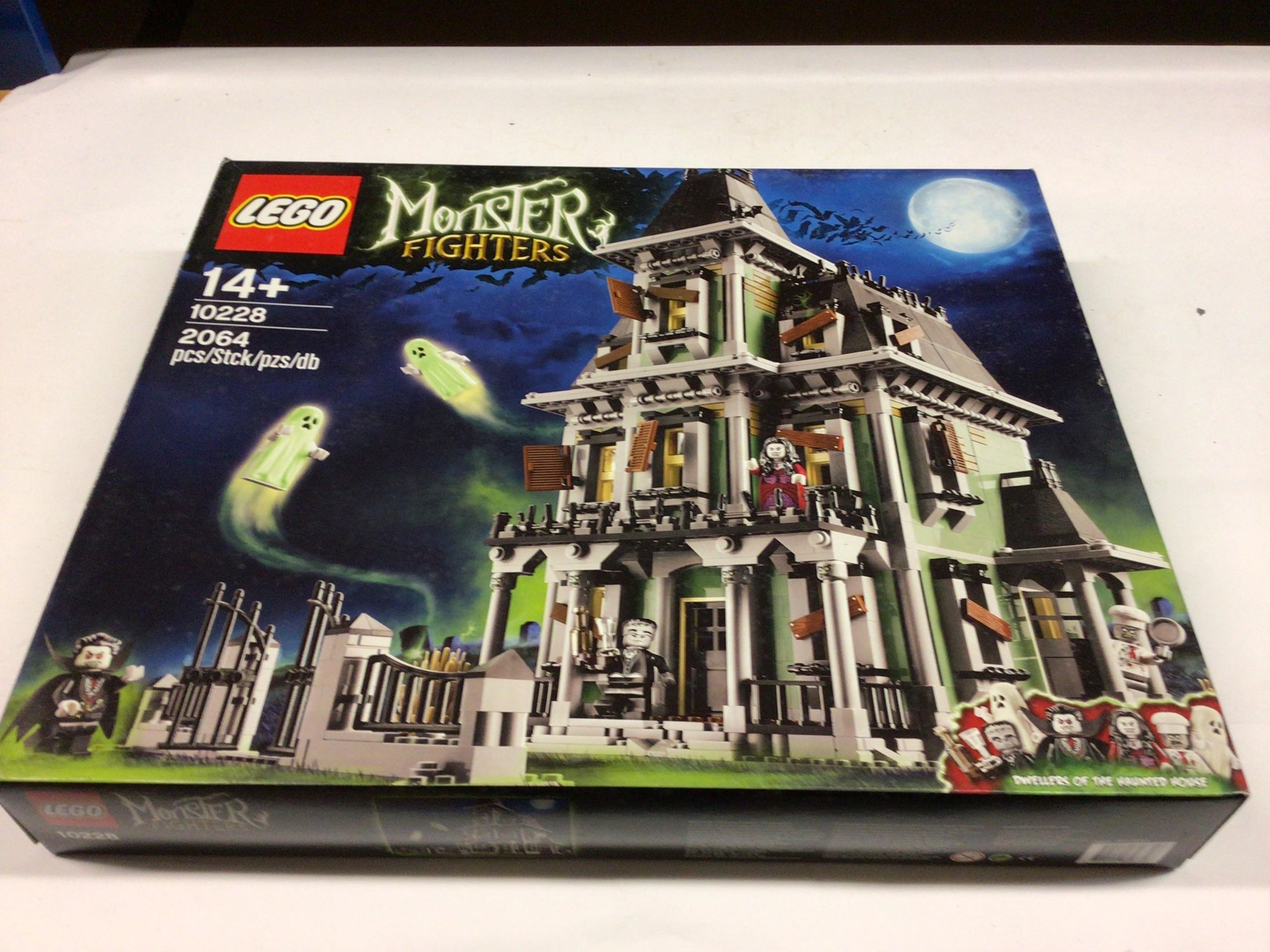 Lot 38 - Lego Building 10228 Haunted House, with