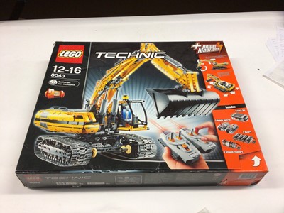 Lot 48 - Lego Technic 8042 Motorised with