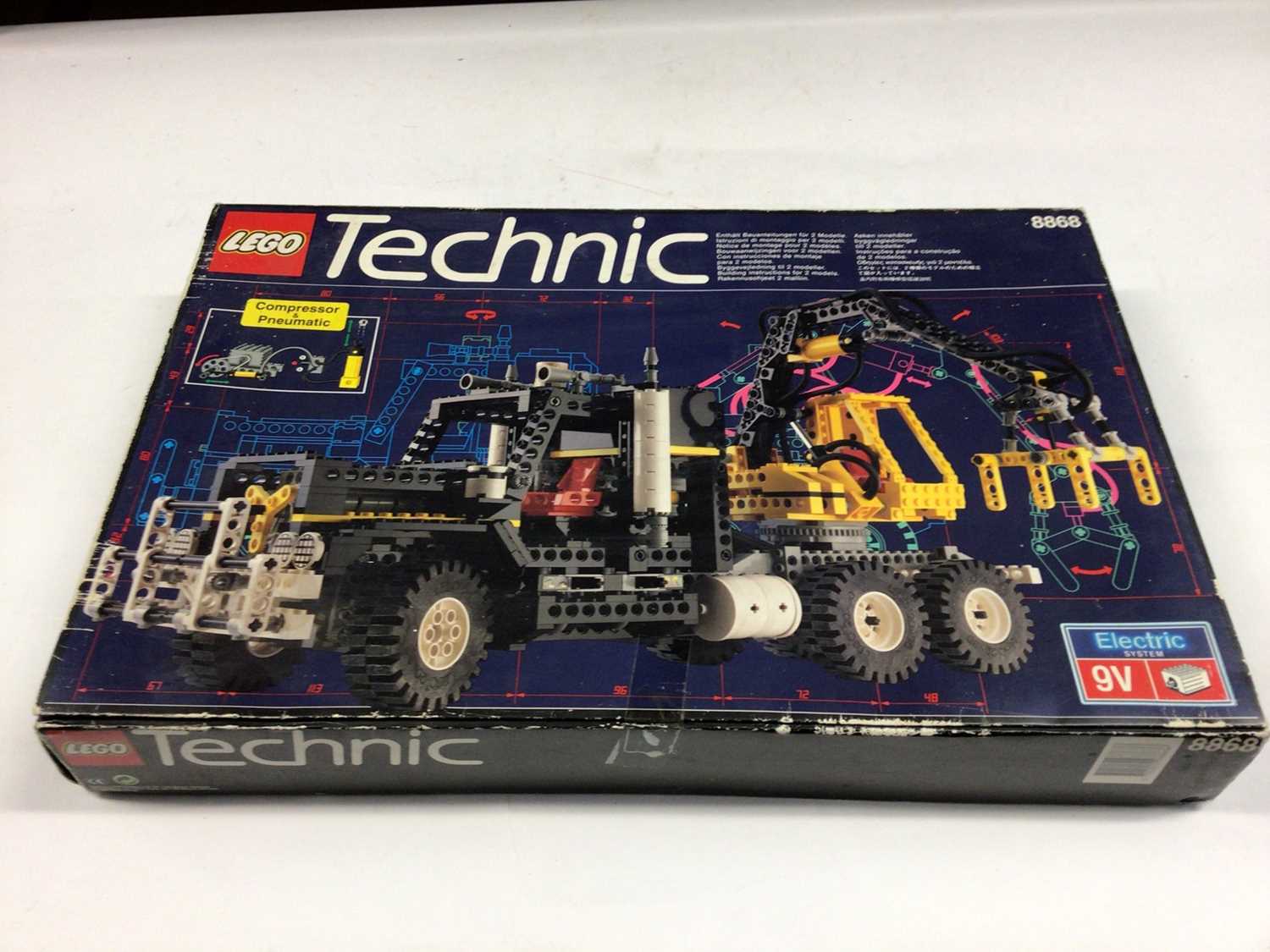 Lot 53 - Lego Technic 8868 Pneumatic Crane Loader with instructions, Boxed