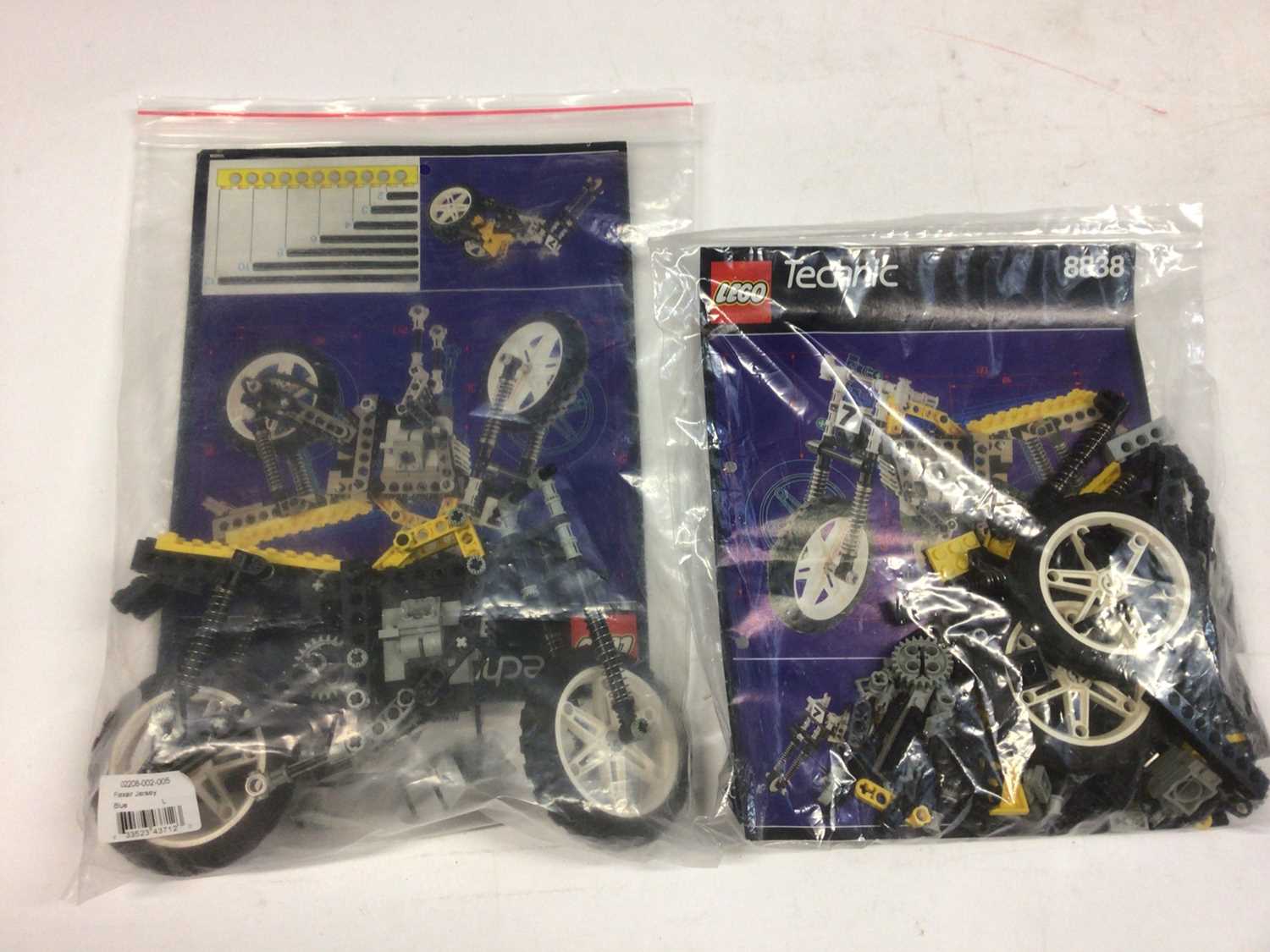 Lot 70 - Lego Motorbike x 2, 8207 Dune Dust