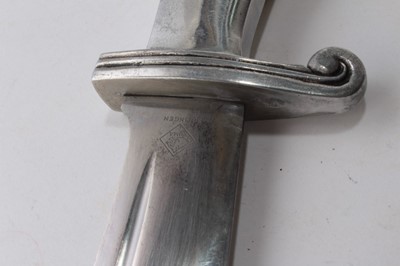 Lot 905 - Nazi Reichs Labor Service / RAD (Reichsarbeitsdienst) Enlisted man's dress dagger with horn hilt and etched blade - 'Arbeit Adelt' made by Puma Solingen in black painted scabbard