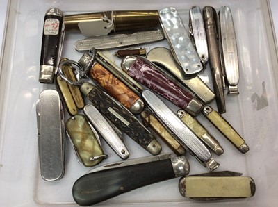 Lot 474 - Collection of various penknives and folding knives