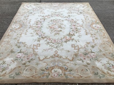 Lot 1018 - Aubusson style rug