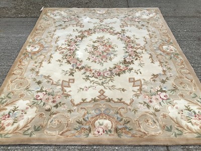 Lot 1018 - Aubusson style rug