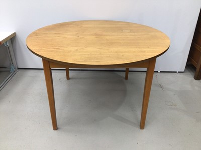 Lot 168 - Czechoslovakian Ligna teak Circular extending dining table, together with four chairs, table 121.1 x 121.5cm (unextended)