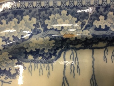 Lot 411 - 19th century Staffordshire blue and white meat dish