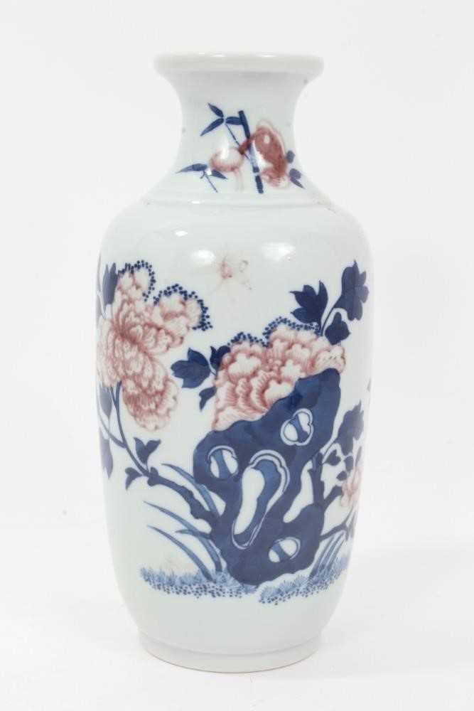 Lot 97 - Chinese blue and red vase