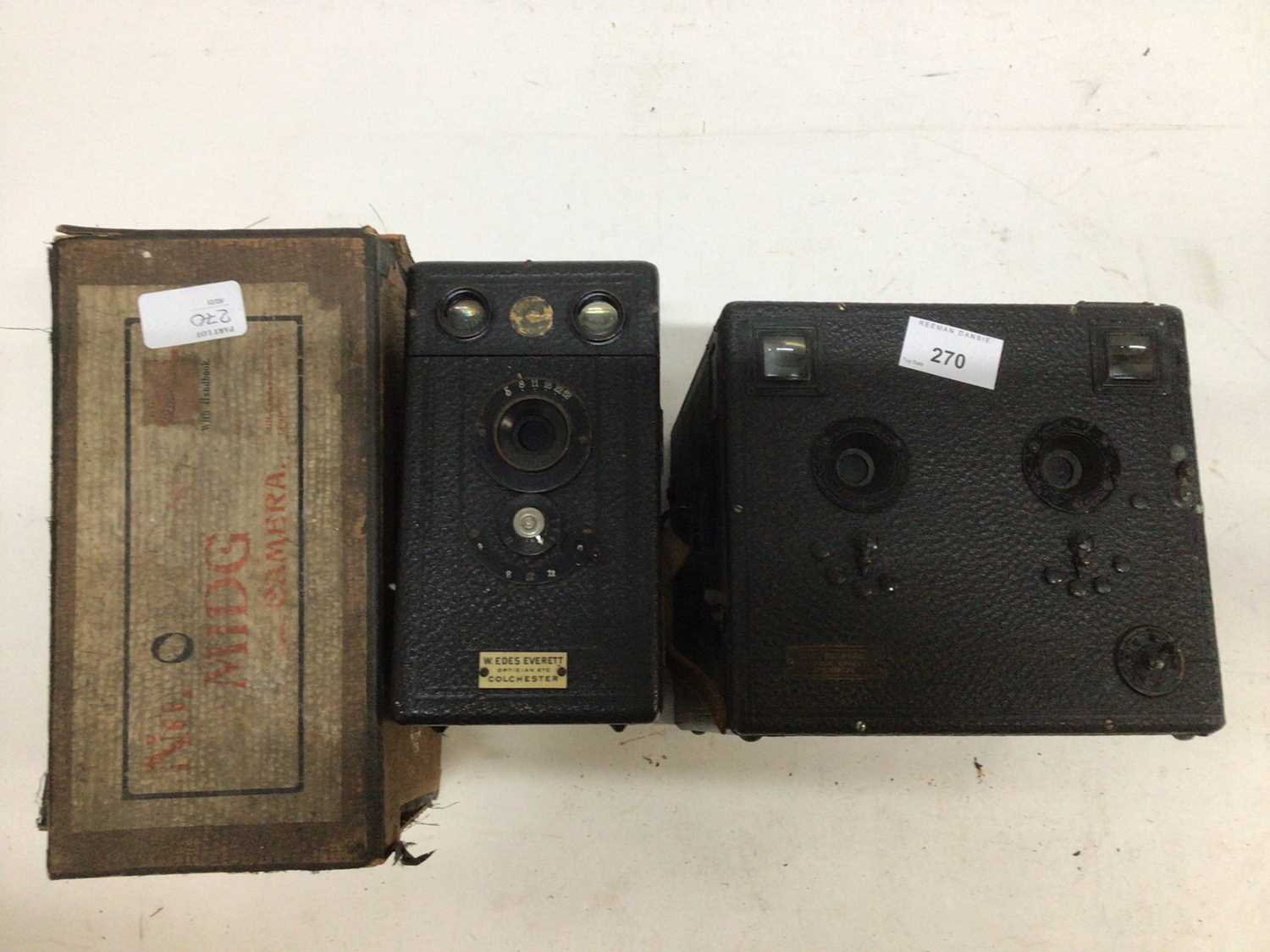 Lot 270 - Four early falling plate box cameras