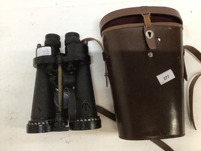 Lot 277 - Pair of Barr & Stroud military binoculars 7 x with CF41 and other military markings