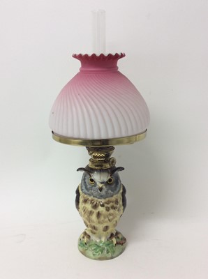 Lot 387 - Early 20th century Continental novelty oil lamp