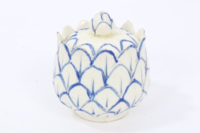 Lot 20 - Wedgwood pearlware custard cup, c.1800