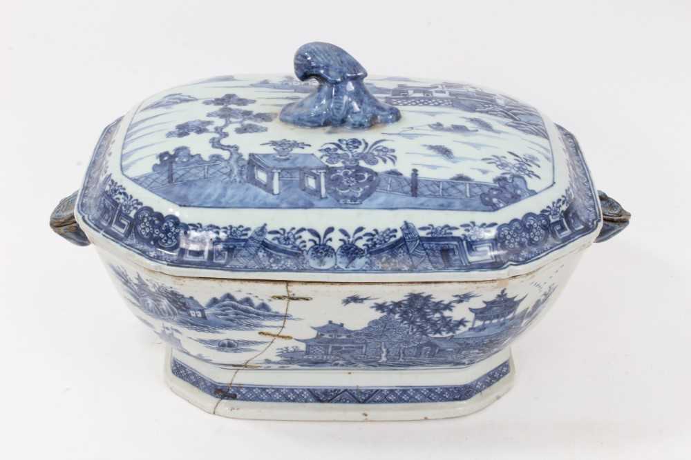 Lot 82 - 18th century Chinese blue and white export tureen, decorated with landscape scenes, 36cm across x 22cm height