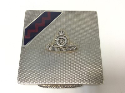 Lot 131 - George VI silver and enamel Royal Artillery Sweetheart powder compact of square form with engine turned decoration, enamel flash and regimental badge, (Birmingham 1938)