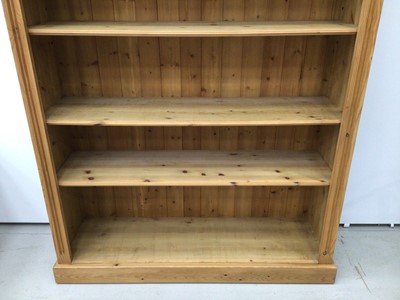 Lot 190 - Pine open bookcase with adjustable shelves