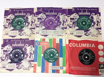 Lot 1063 - Approximately 90 single records including Gene Pitney, The Mersey beats, Millie, Gerry and the Pacemakers, The Fourmost, Brenda Lee, Jimmy Dean, Neil Sedaka, Tommy Roe, Lonnie Donegan, Jimmy Justic...