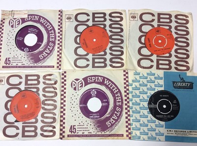 Lot 1063 - Approximately 90 single records including Gene Pitney, The Mersey beats, Millie, Gerry and the Pacemakers, The Fourmost, Brenda Lee, Jimmy Dean, Neil Sedaka, Tommy Roe, Lonnie Donegan, Jimmy Justic...